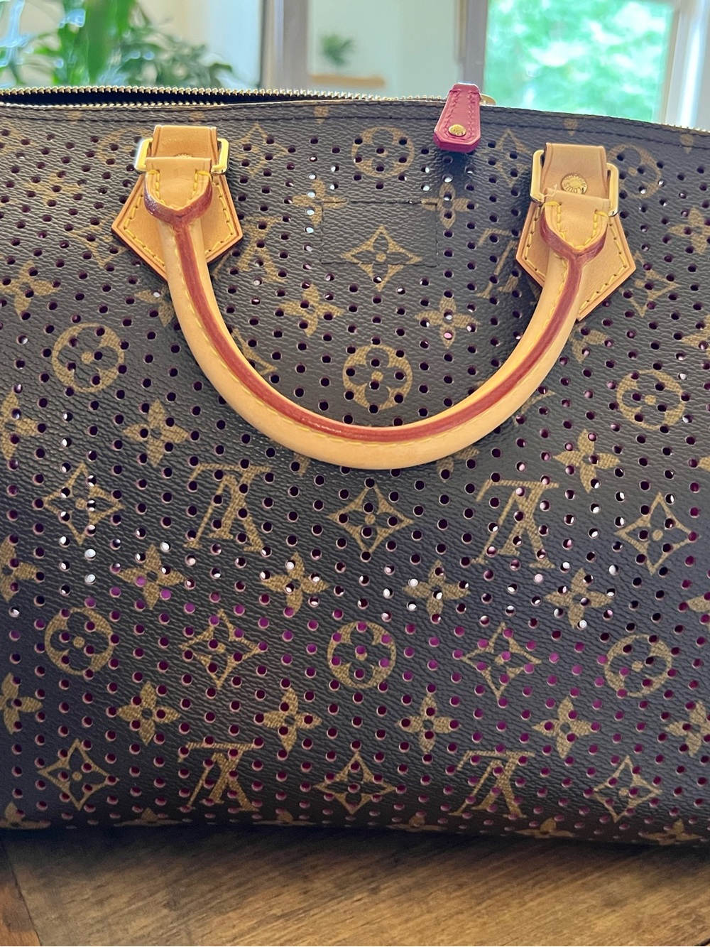 Louis Vuitton Limited Edition Monogram Perforated Speedy 30 in Fuchsi - Picture 9 of 9